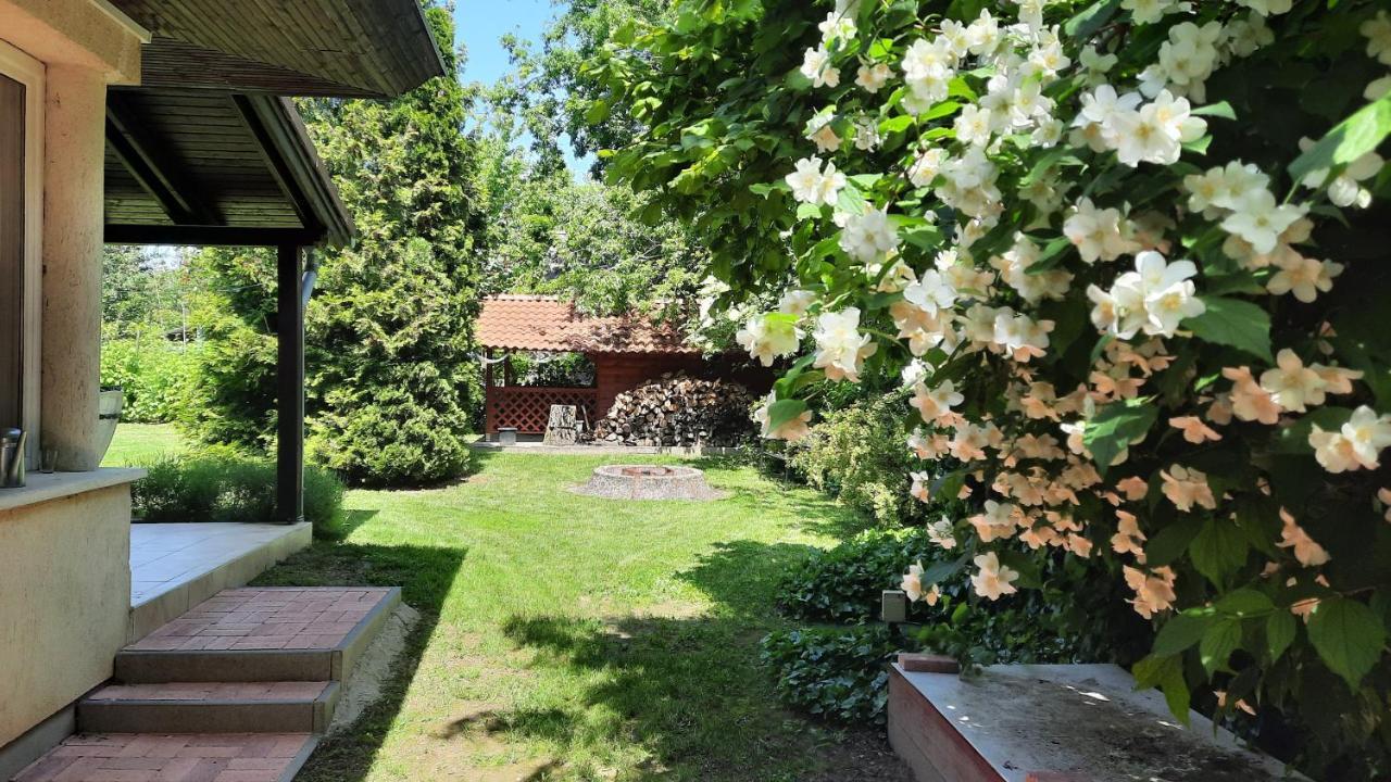 Biker Holiday Home Balatonakarattya Exterior photo
